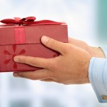 Что дарить мужчине на 23 февраля? Подарок мужчине